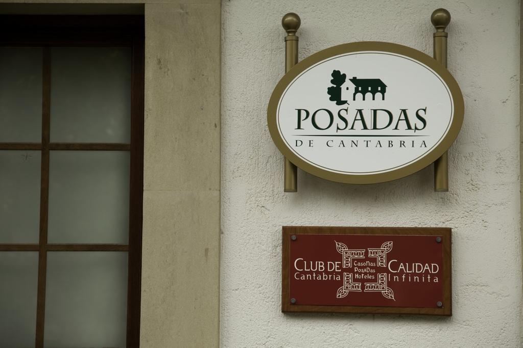 Hotel Posada La Robleda (Adults Only) アルヌエロ エクステリア 写真